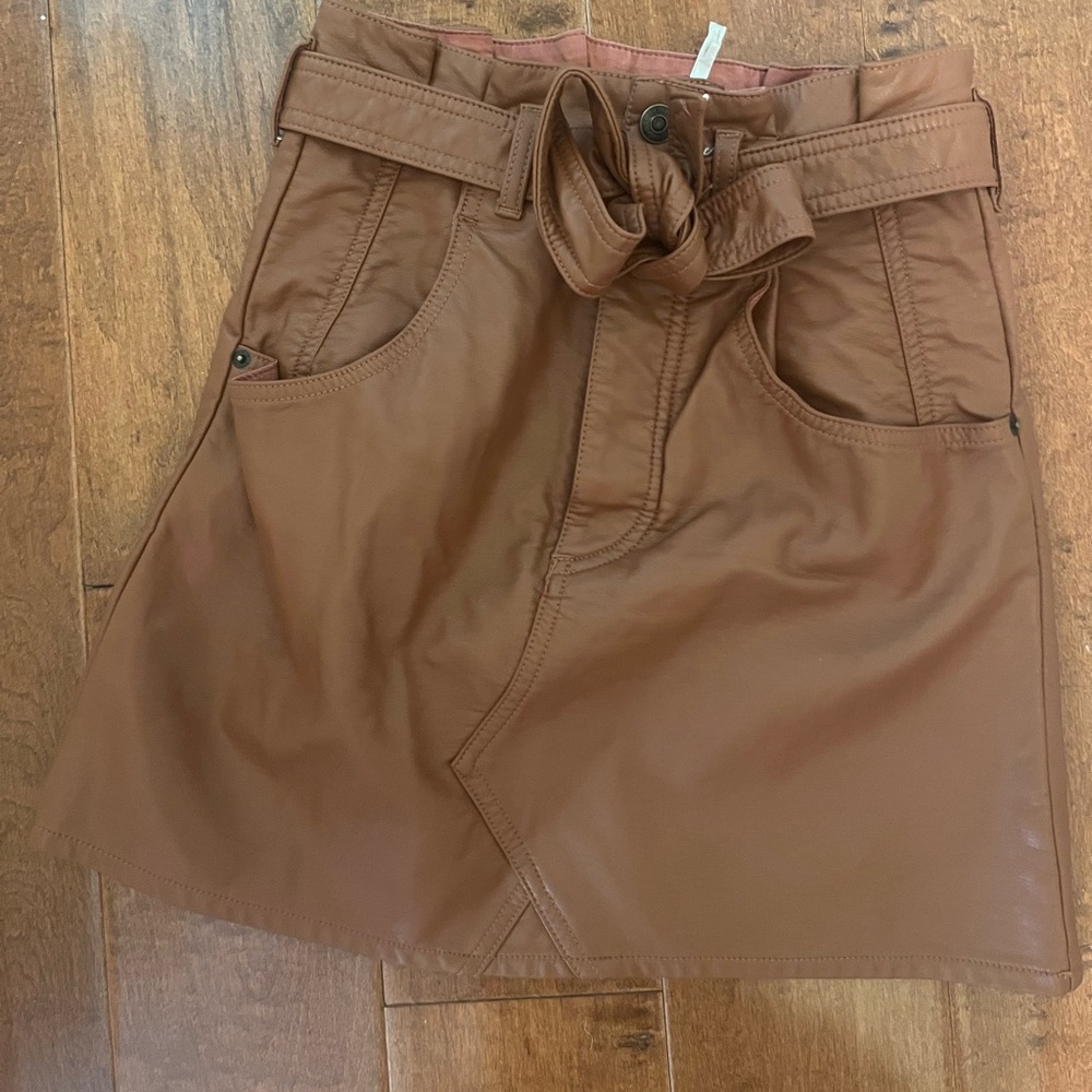 Free people size small Brown Faux Leather Skirt with Belt never worn